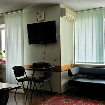 Миколи Бажана просп., 30