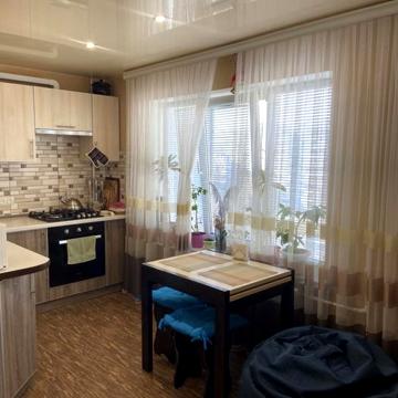 Продам 1-комн. квартиру студию 40м2  в Бородинском м-не по Ладожской