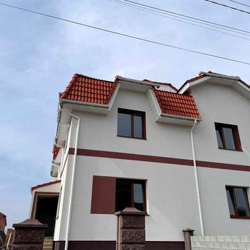 Продам котедж,  с. Колоденка,  вул. Вишнева