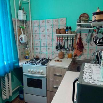 Продається 1 комнатная квартира, район Соляні (Шкільна)