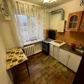 Продам 3-х кімнатну квартиру