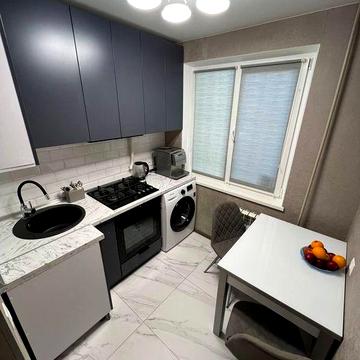 Продам 2-кім. квартира  Саксаганский р-н провулок Бульварний 14