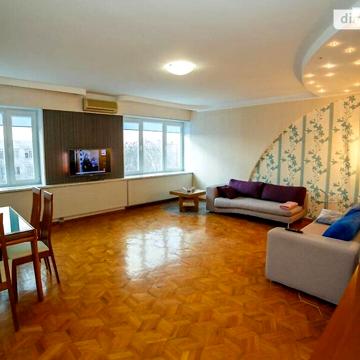Продаж 3к Квартира Ватутіна вулиця