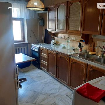 Продажа 3к квартира Академічна вулиця