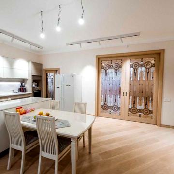 Продаж 5к квартири з ремонтом 377 кв. м на вул. Старонаводницька