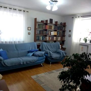 Продам 3 кімнатну з А/О в центрі міста