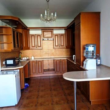 Продам квартиру в центрі Києва, вул.Боткина,4  - 270 000 у.е.