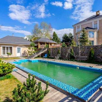 Продаж котеджу 610м2, Лісники, КМ Зелений Гай, 18 соток