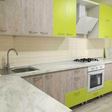 Однокімнатна при потребі можливий продаж по держ програмам Є ОСЕЛІ