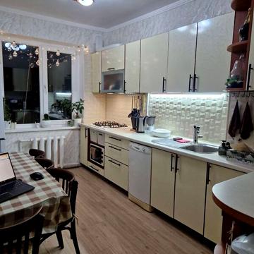 Продаж 3к Квартира Балківська вулиця