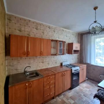 Продам 4 комн.квартиру ул.Хортицкое шоссе.