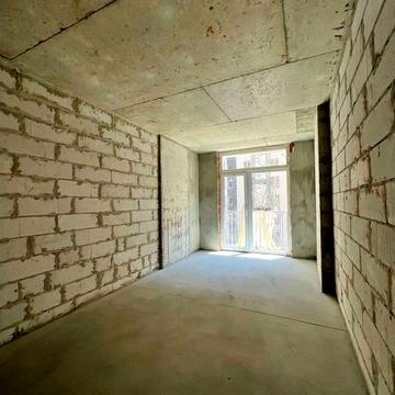 Велика 2к квартира з кухнею студією в самому цетрі міста.ЖК Імперія