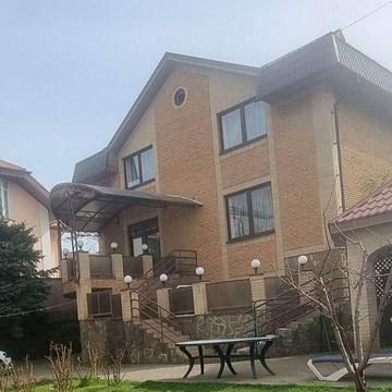 продам 3х уровневый дом ул. Чкалова (пересечение пр.Мира и Почтовый)
