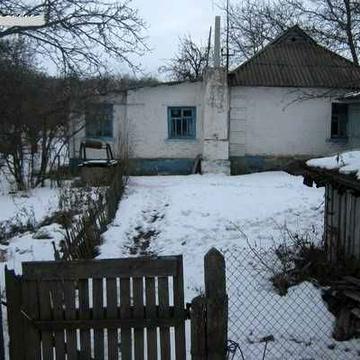 Продаж будинку в Київська обл., смт. Баришівка (30 соток) = 24.000 $