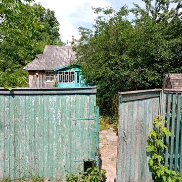 Продам будинок з земельною ділянкою в с.Хомутинці
