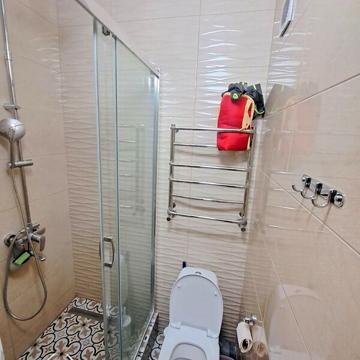 Продаж 4к Квартира Лазурна вулиця