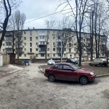 Науки просп. (Гагаріна), 125