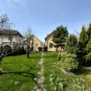 Продам будинок в підгородному