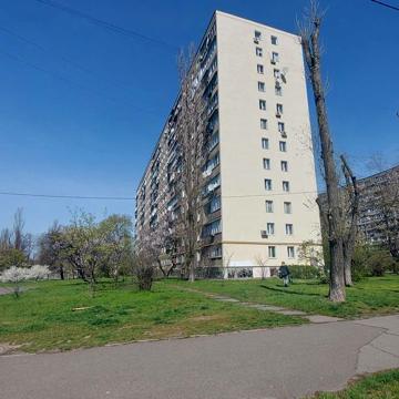 Продажа 3-х кім квартири вул. Кіото, 5.