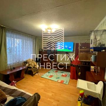 Продаж 3-к.кв з окремими кімнатами по вулиці Лютнева