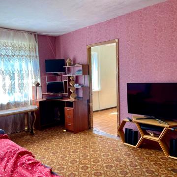 Криворізьска, 70