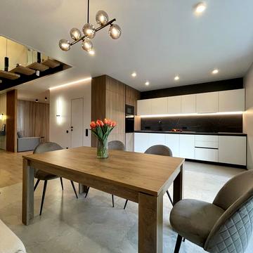 Дом в Новоалександровке с дизайнерским ремонтом