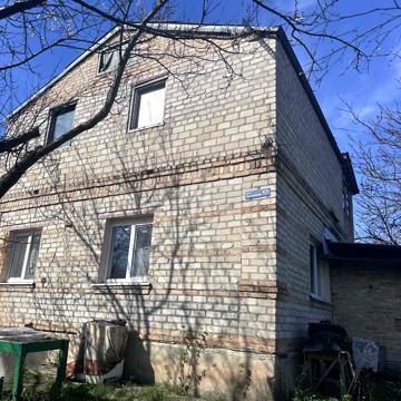 Центральна, 57