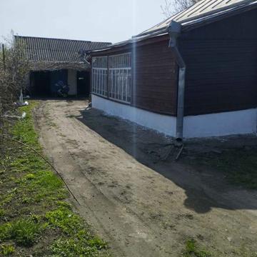 Будинок в смт.Сахновщина 3 хвилини від ж/д та автовокзалу