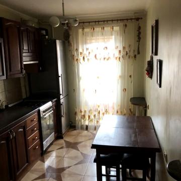 Продаж 3к Квартира Коновальця Євгена вулиця