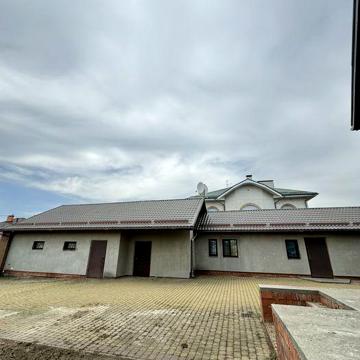 Продам небольшой дом в Новоалександровке