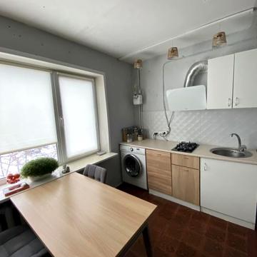 Продаж 3-к квартири р-н ТЦ « Аврора »