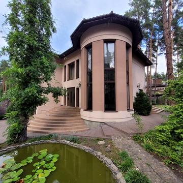 Будинок з ремонтом в Лісовій Бучі.