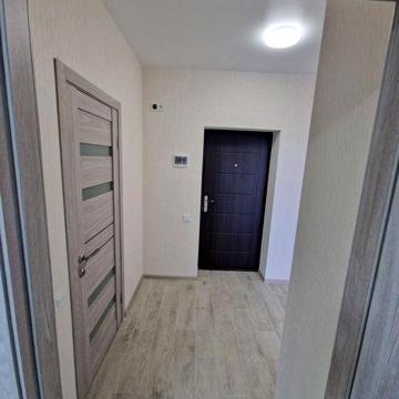 Продам 1 но кімнатну квартиру в Обухові з ремонтом