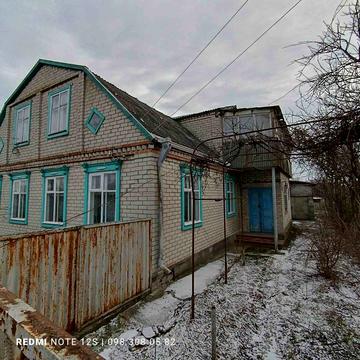 Продам пол дома р-н 3 школы