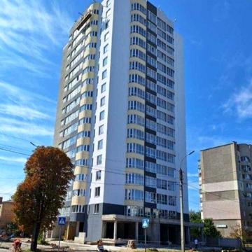 Продам Квартиру Центр 80м  все рядом рынок Обмен на квартиру в ремонте ЖК Надия