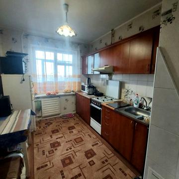 ** Отличная 3-комн. с Космет. Ремонтом 68 кв.м. Рокоссовского, Нива