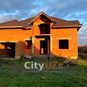 Продається будинок в Ужгороді