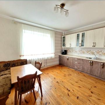 Липинський масив!Обїзна! Північний ринок поруч! 2п,185м,11сот! 165000