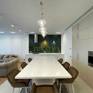 5-ти комн. квартира ул. Глазунова 13 с двумя паркоместами!