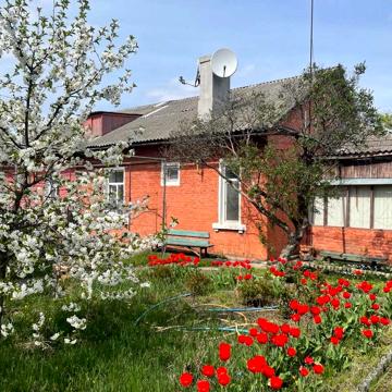 Будинок у смт. Приютівка Олександрійського р-ну Кіровоградської обл.