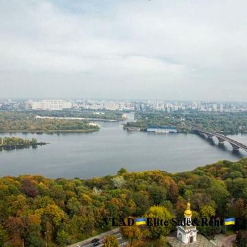 Мазепы 11б. ЖК Diamond Hill. 235 м2, 17 этаж, Панорамный вид: Днепр! ЖК Diamond Hill