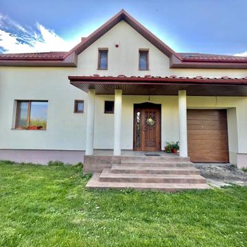 Продаж сучасного будинку в передмісті Львову с.Суховоля