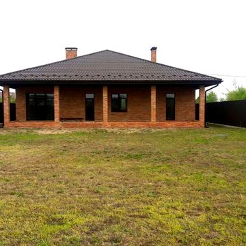 продаж будинка Обухівка( Кировськє) вул. Б. Сугаків