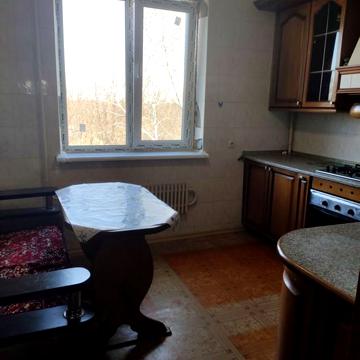 Продам 2 комнатную квартиру, м-н Авиатор