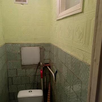 Продам 4 кімнатну квартира  с.Квітневе.