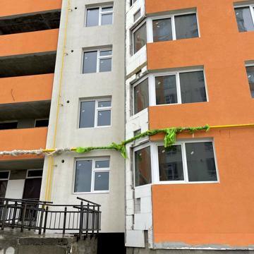Будівельників вул., 5/5