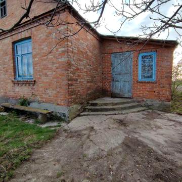 Будинок у селі боровичі