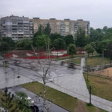 Осіння вул., 13-Б