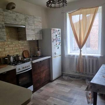 Продаж будинку Винники у житловому стані  9 сот землі