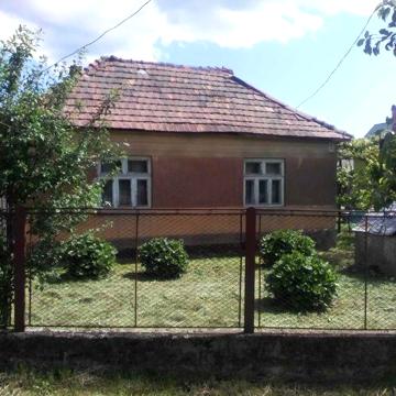 Приватний будинок
